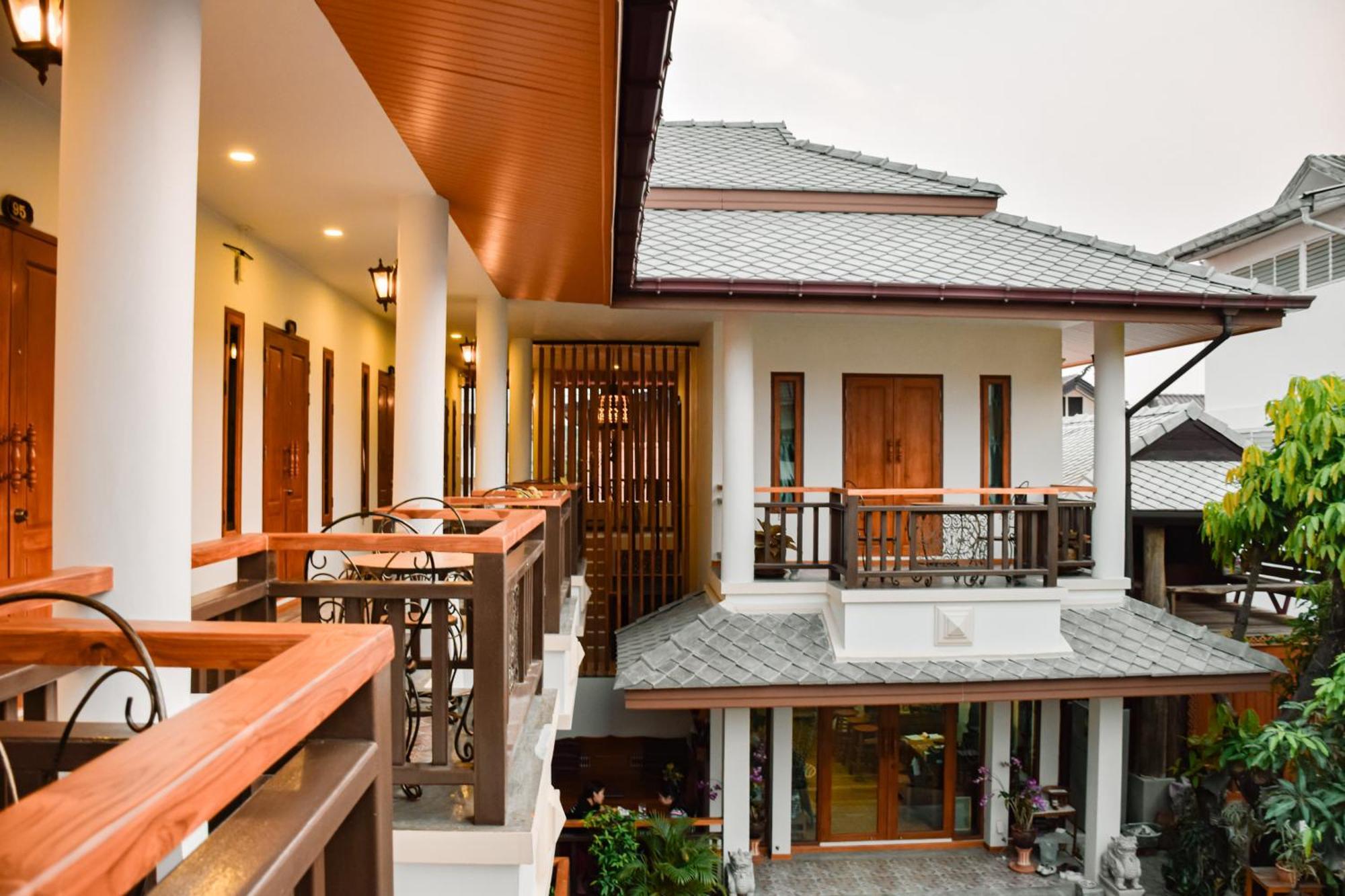 Gordnuea Boutique House Bed and Breakfast Chiang Mai Buitenkant foto